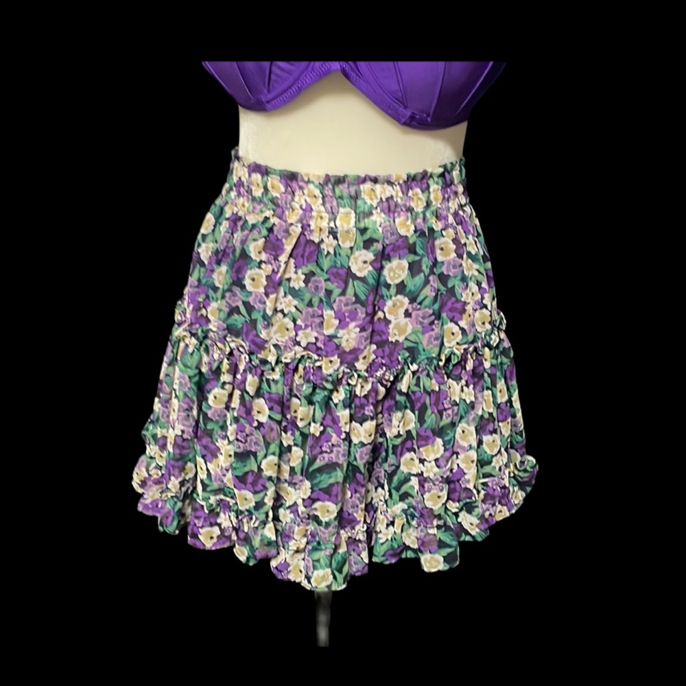 NWT unbelievable purple and green short flowing skirt